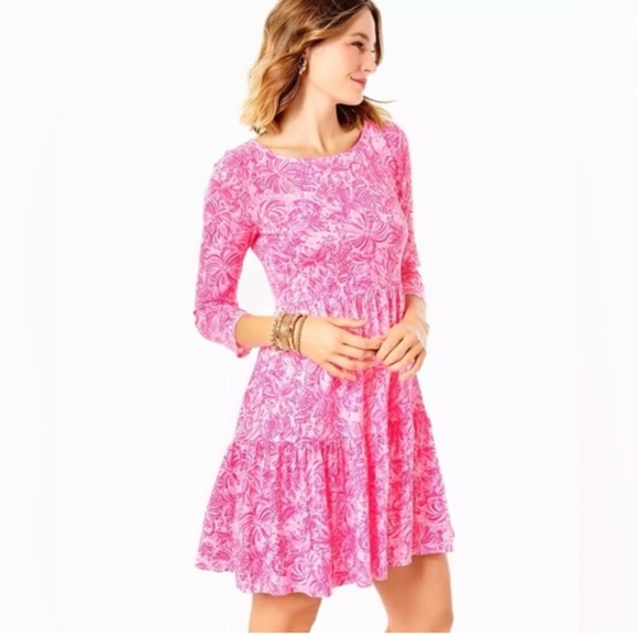 Lilly Pulitzer Dresses & Skirts - Lilly Pulitzer Pink Floral Dress size M